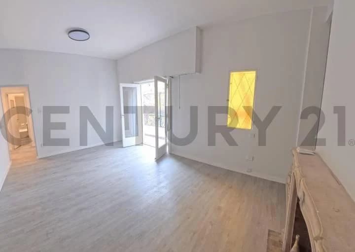 Venta Departamento Reciclado a Nuevo de 3 Ambientes Al Frente — Moldes 2450, Bel - 4
