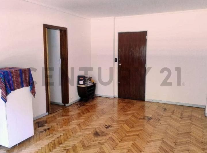 Venta Departamento 4 Ambiente en Villa Crespo con Balcon y Patio - 3