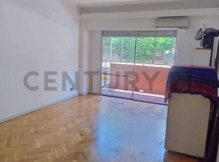 Venta Departamento 4 Ambiente en Villa Crespo con Balcon y Patio - 4