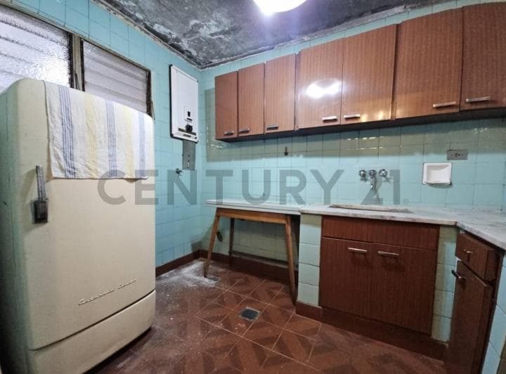 Venta Depto 4 Ambientes con Dependencia y Balcón Corrido en Caballito - 2