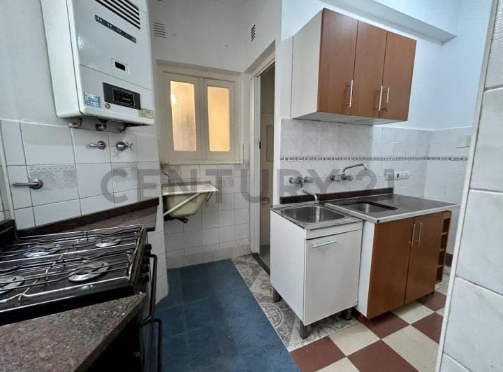 Venta Departamento 3 Ambientes con Dependencia Al Frente en Palermo Hollywood - 4