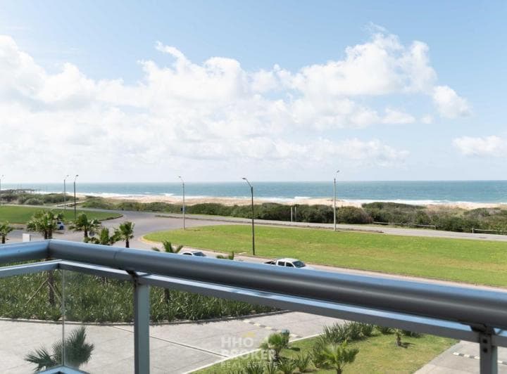 Departamento en Aluquiler Torre Lobos, Punta del Este, Playa Brava. - 2