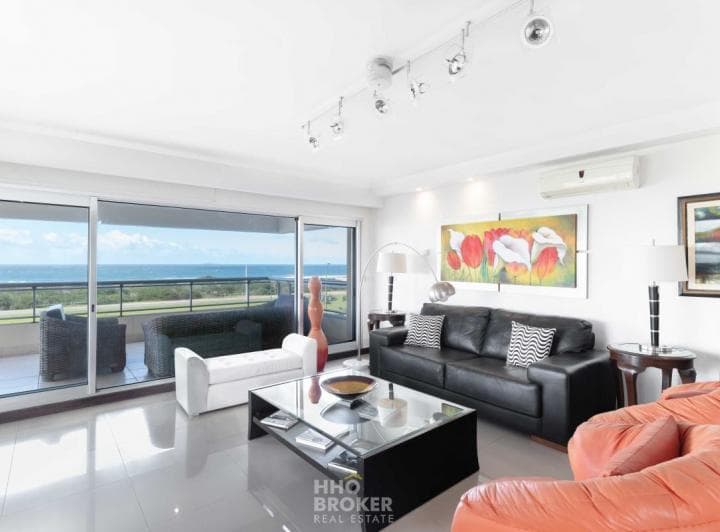 Departamento en Aluquiler Torre Lobos, Punta del Este, Playa Brava. - 4