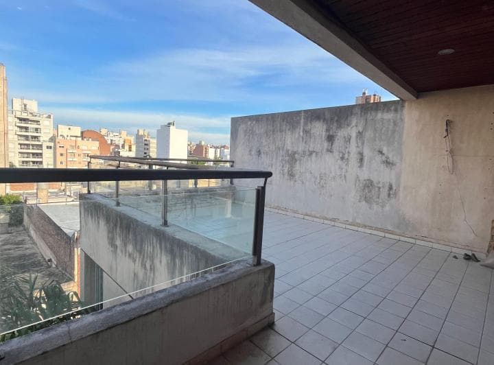 Departamento Dos Dorm. con Terraza Propia en Alberdi - 3