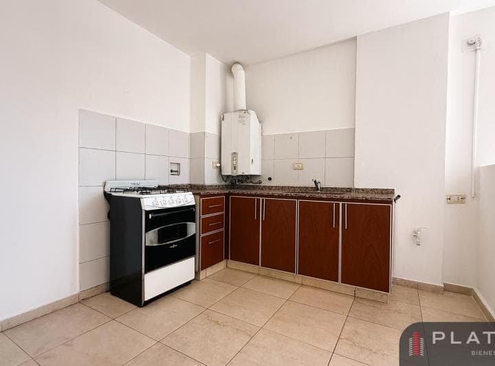 Departamento en Alquiler de 2 Dorm. - Cofico, Expensas Bajas - 3