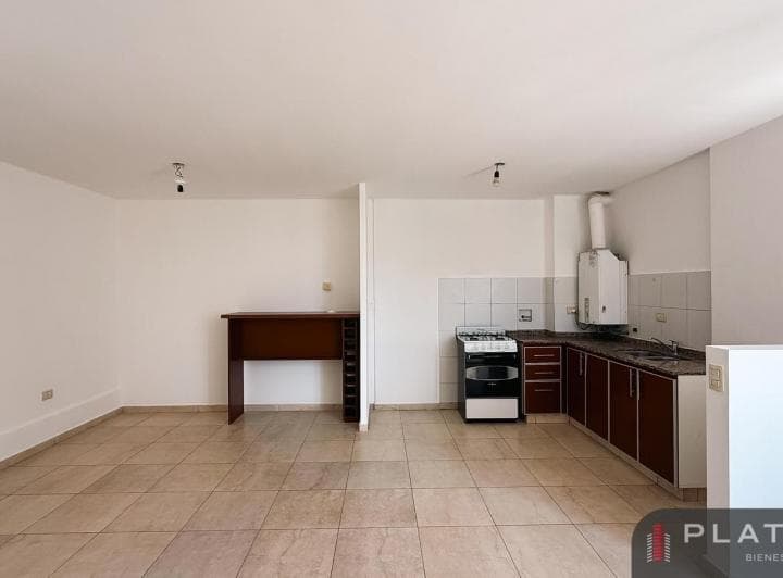 Departamento en Alquiler de 2 Dorm. - Cofico, Expensas Bajas - 4