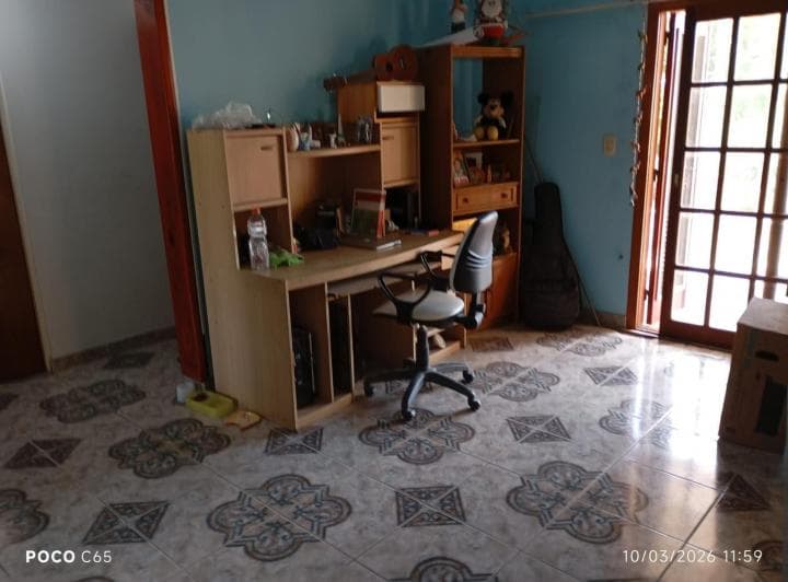 Casa de 5 Ambientes a La Venta en Rafael Calzada - 4