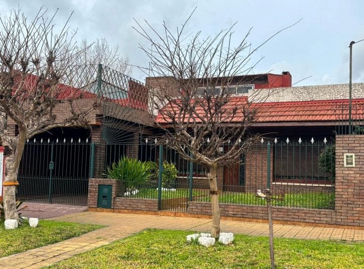 Casa 3 Ambientes en Venta en Lomas Apta Crédito - 3