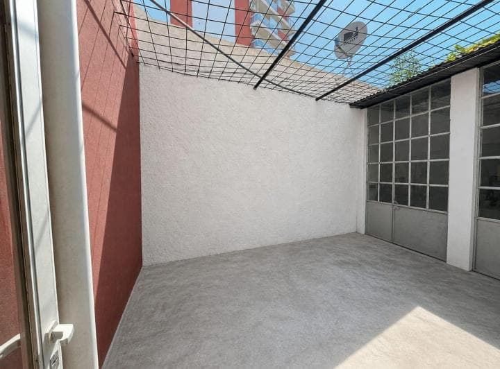 Venta Local Comercial con Patio. 274 m². Coghlan - 4