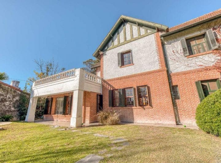 Venta Casa Ituzaingó 4 Ambientes - 525 m Terreno - 3
