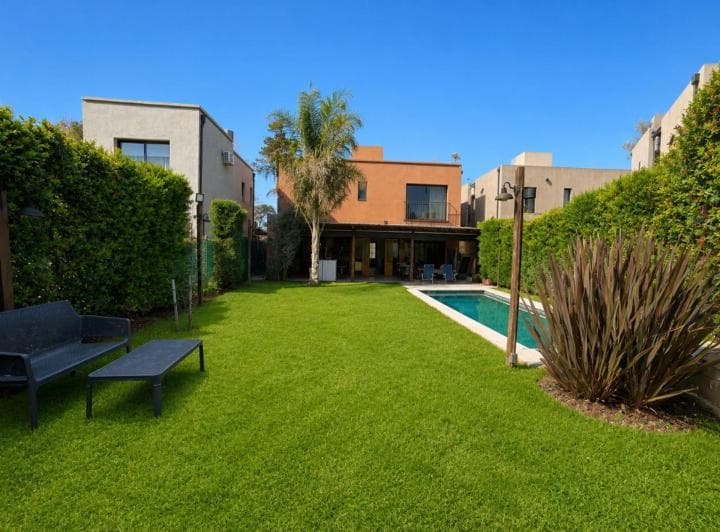 Casa 4 Ambientes Parque y Pileta Moreno - 3