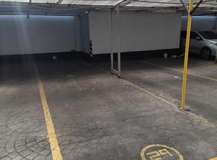 Cochera Doble en Venta Av Avellaneda 2400 - 5