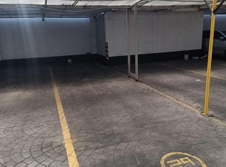 Cochera Doble en Venta Av Avellaneda 2400 - 3