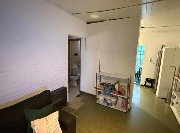 Venta Casa 2 Dorm. con Patio Bº Fisherton - 4