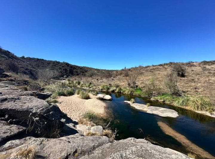 Venta Casa Estancia Vieja Gran Lote Cerca de Rio - 3