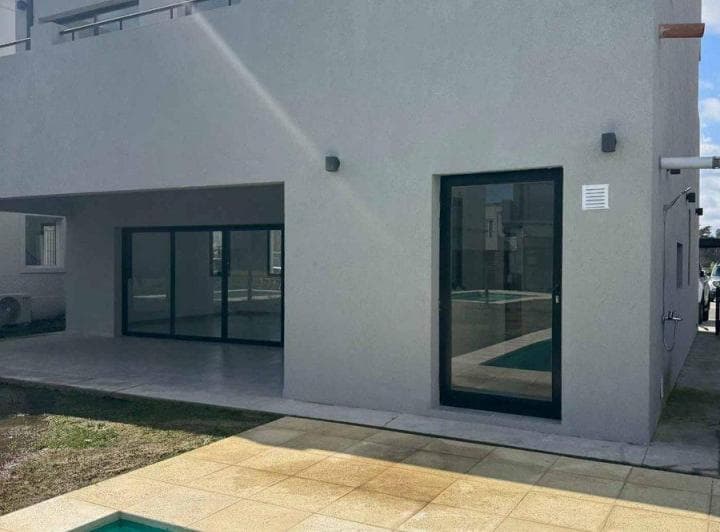 Casa a Estrenar + Amarras en Vila Marina II - 3