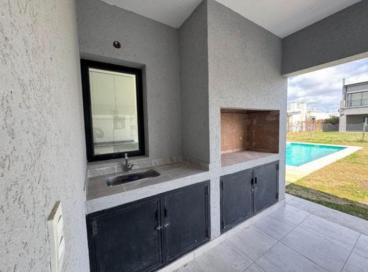 Casa a Estrenar + Amarras en Vila Marina II - 2