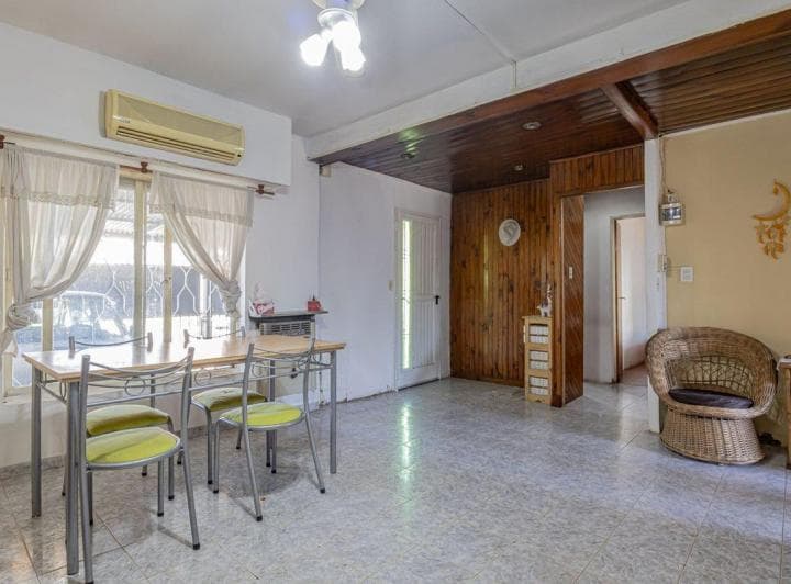 Casa 4 Amb Hurlingham con Parque y Pileta - 4