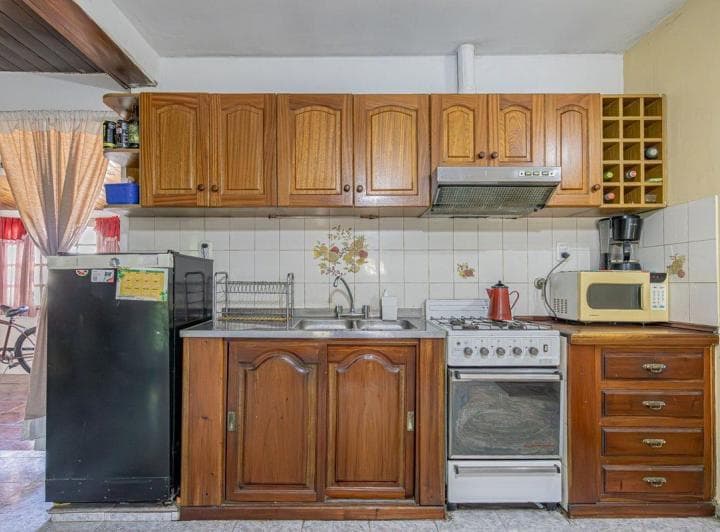 Casa 4 Amb Hurlingham con Parque y Pileta - 3