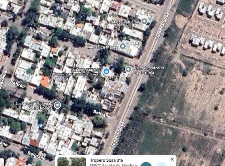 Vivienda a Remodelar con Terreno Apto Comercial - 4