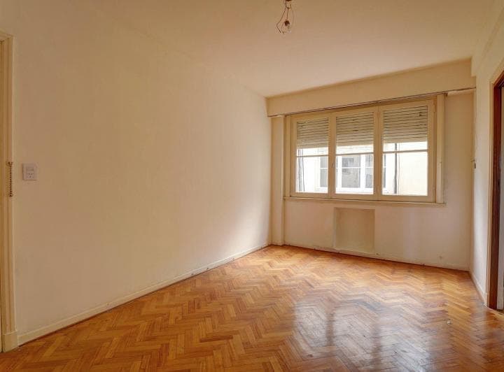 Departamento 3 Amb Venta Parque Patricios - 2