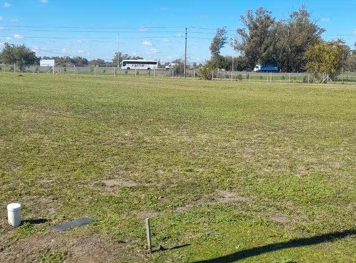 Venta Lote de 600 m. con Servicios Agua - Claocas - Gas - Luz - Fibra Optica, y Amenities - 3