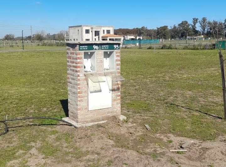 Venta Lote de 600 m. con Servicios Agua - Claocas - Gas - Luz - Fibra Optica, y Amenities - 4