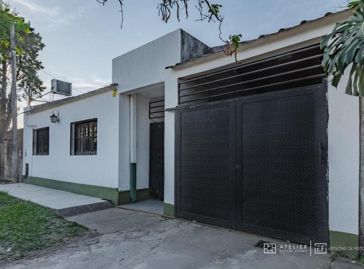 Casa 3 Dorm. con Pileta y Cochera - 3