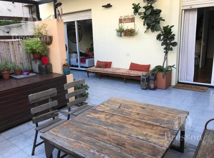 Departamento en Venta de 3 Ambientes con Patio - 2