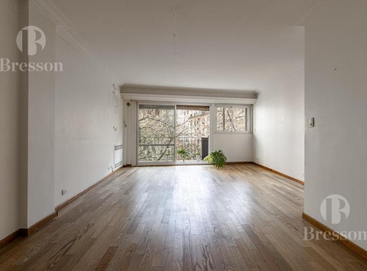 Departamento en Ugarteche Al 2900 - 2