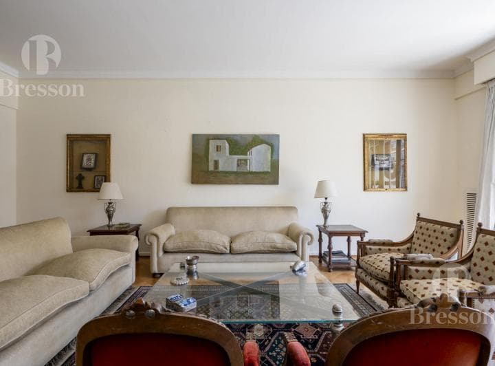 Departamento de Categoria en Venta - 4 Dorm.. Balcón Aterrazado - 4