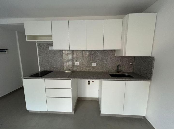 Venta Depto Monoamb Moron Balcón Frente a Estrenar - 4