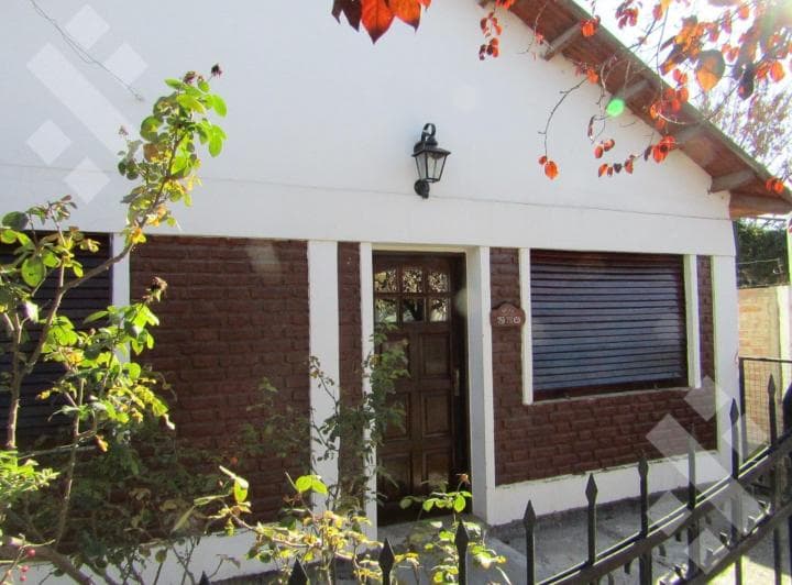 En Venta | Casa de 3 Dorm. Departamento | Fernández Oro - 3