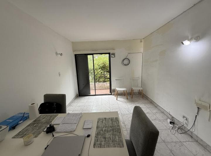 Oportunidad Departamento 1 Dormitorio en Venta - Barrio Lourdes - 2