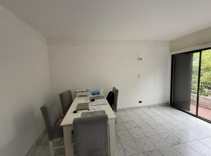 Oportunidad Departamento 1 Dormitorio en Venta - Barrio Lourdes - 3