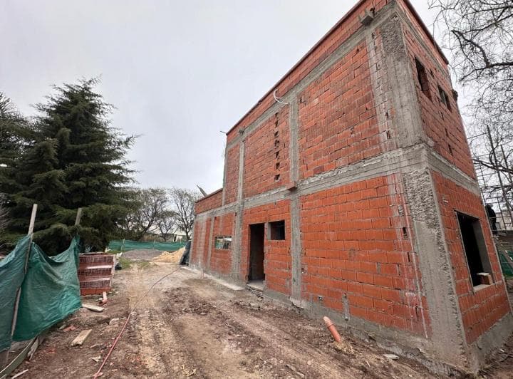 Casa en Venta 6 Amb en 2 Plantas Rasgos Modernos - 5