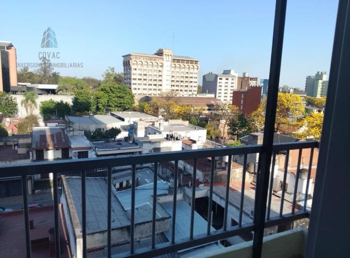 Departamento de 1 Dormitorio con 2 Balcones y Vista Al Parque - 2