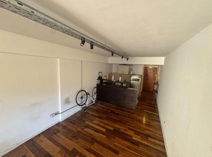 Venta Monambiente con Balcon Impecable en San Cristobal - 2