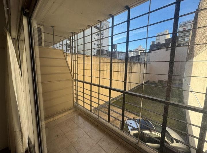 Venta Monambiente con Balcon Impecable en San Cristobal - 4