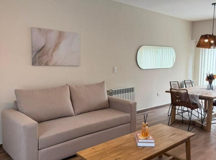 Duplex 4 Ambientes con Cochera - Parque Luro - 3