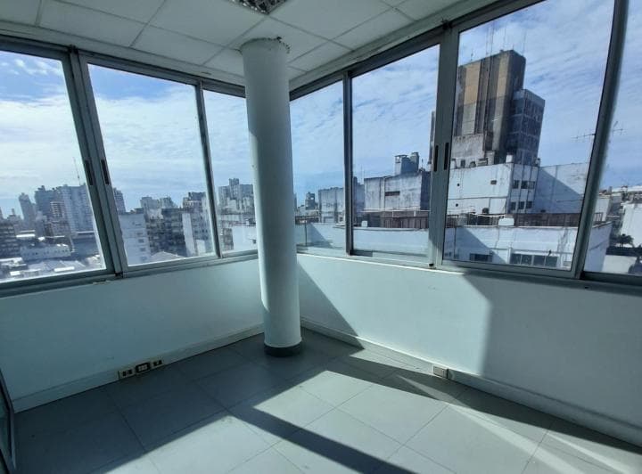 Venta - Oficina Premium - Piso Semi Exclusivo - Centro, Rosario - 2