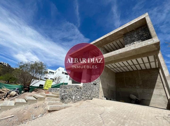 Casa a Estrenar en La Deseada - en Ejecución - 4