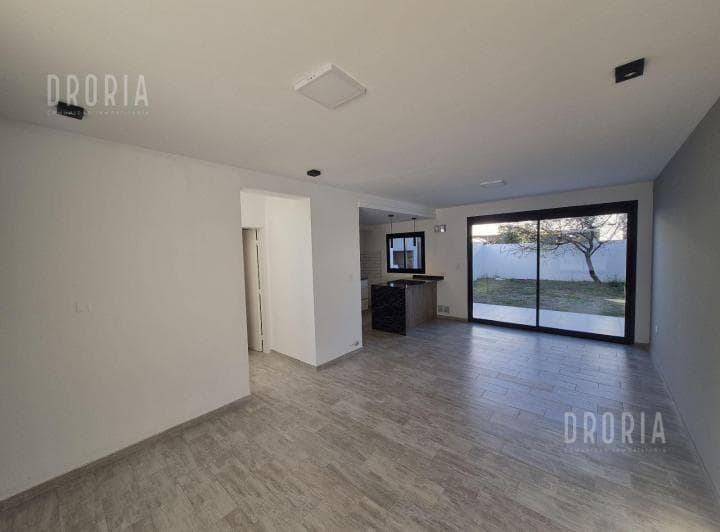 Dúplex Prados de Manantiales - Terreno 150 m², Impecable! - 4