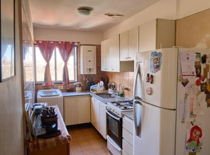 Departamento 3 Ambientes con Cochera Cubierta y Baulera en Guemes - 3