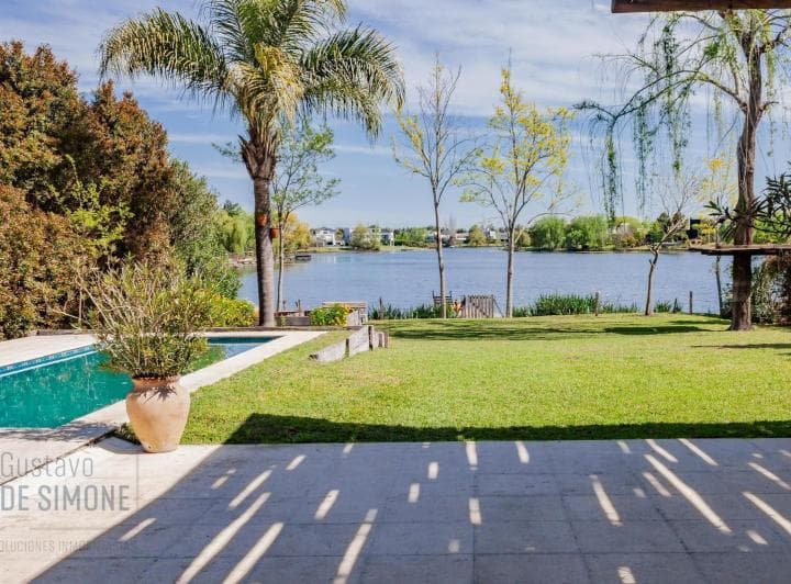Venta Casa Al Lago de 5 Dorm. en Barrio Privado Santa Catalina. Tigre. Apto Credito - 2