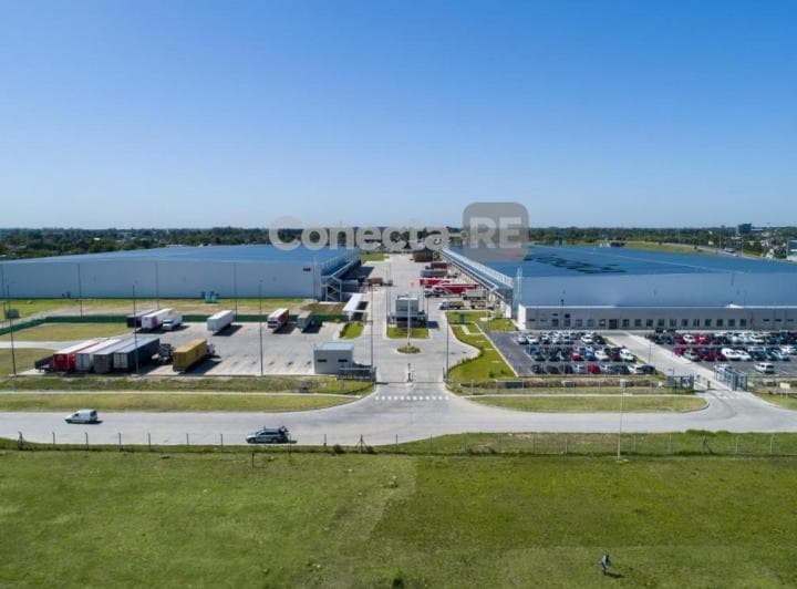 Depósito 2880 m² en Alquiler Dentro de Predio Cerrado en Esteban Echeverria - 4