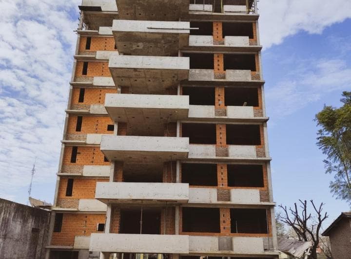 Venta Departamento 2 Ambientes con Balcón, Inmejorable Zona - 3