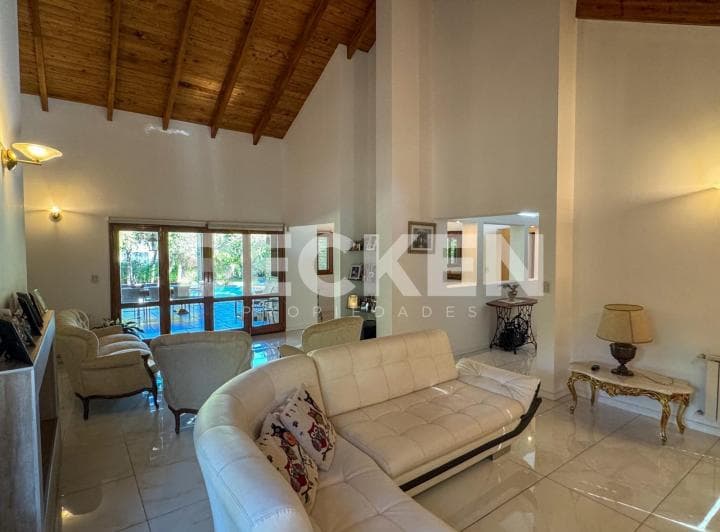Casa en Venta Lomas de La Carolina Dorm. en Planta Baja - 4