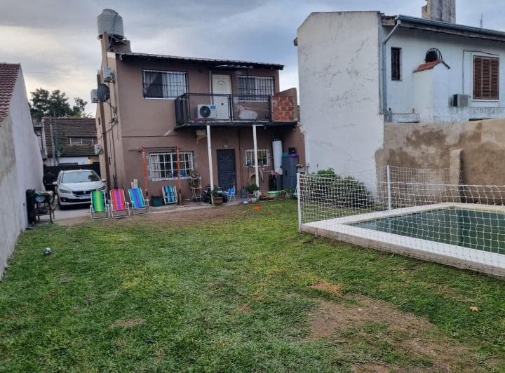 Venta Casa 6 Ambientes C/ Pileta y Jardin - Don Torcuato - 3