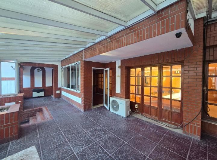 Venta Casa 4 Dorm. Dos Cocheras Pileta Jardín Permuta Financiación Rosario Saladillo Zona Sur - 5